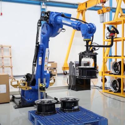 YASKAWA GP180 Industrial Robot Arm 6 Axis 180kg Payload Mainupaltor Robot For Palletizing Handling