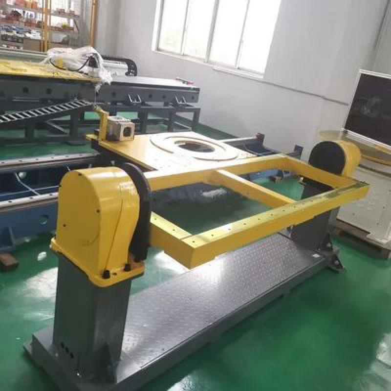 Fanuc Arc Welding Robot Arm Mate 120iD With CNGBS Robot Manufacturer Customized Positioner