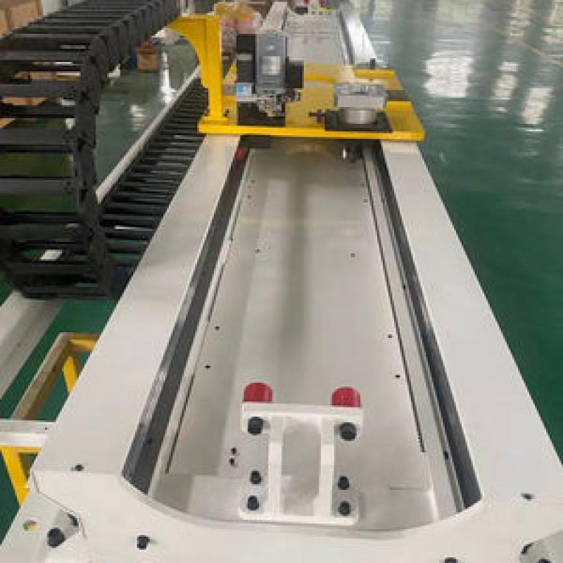 KUKA KR210 R2700 Industrial Inspection Robots With CNGBS Robot Linear Track