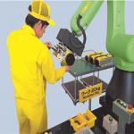 robot arm for sale Fanuc CR-4iA 6 axis robot arm with onrobot 2 finger gripper and service platform for material handing