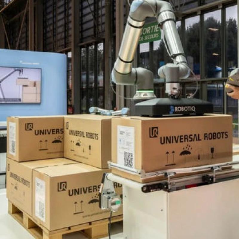 Universal Robots UR20 - 20 Kg (44.1 Lbs) Payload Collaborative Robot With 1 M/s 39.4 In/s Typical TCP Speed