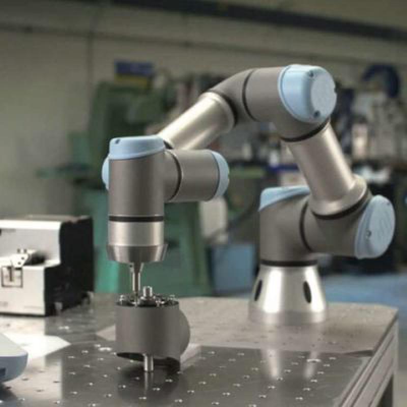 Pick And Place Robot Arm 6 Axis UR5e Cobot Robot With CNGBS Robot Gripper For Robotic Picking Solutions