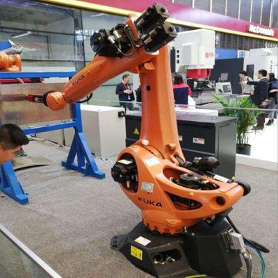Kuka 6 Axis Robotic Arm KR 120 R2700-2 With CNGBS Customized Robot Gripper For Picking Robot