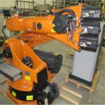 Kuka 6 Axis Robotic Arm KR 120 R2700-2 With CNGBS Customized Robot Gripper For Picking Robot