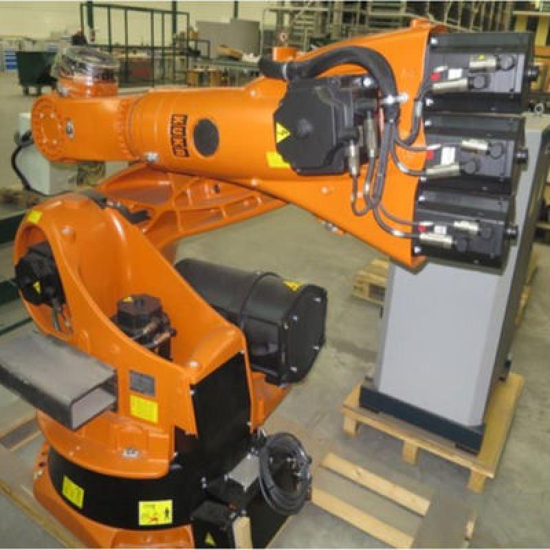 Kuka 6 Axis Robotic Arm KR 120 R2700-2 With CNGBS Customized Robot Gripper For Picking Robot
