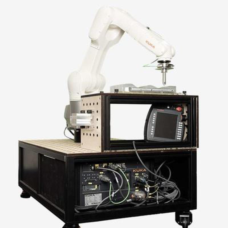 6 Axis Kuka Robotic Arm KR 10 R1100-2 With CNGBS Robot Quick Changer For Automated Handling Robot
