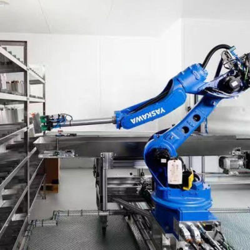 YASKAWA GP25 Pick And Place Machine With CNGBS Guide Rail Payload 25kg For Factory As Industrial Robot