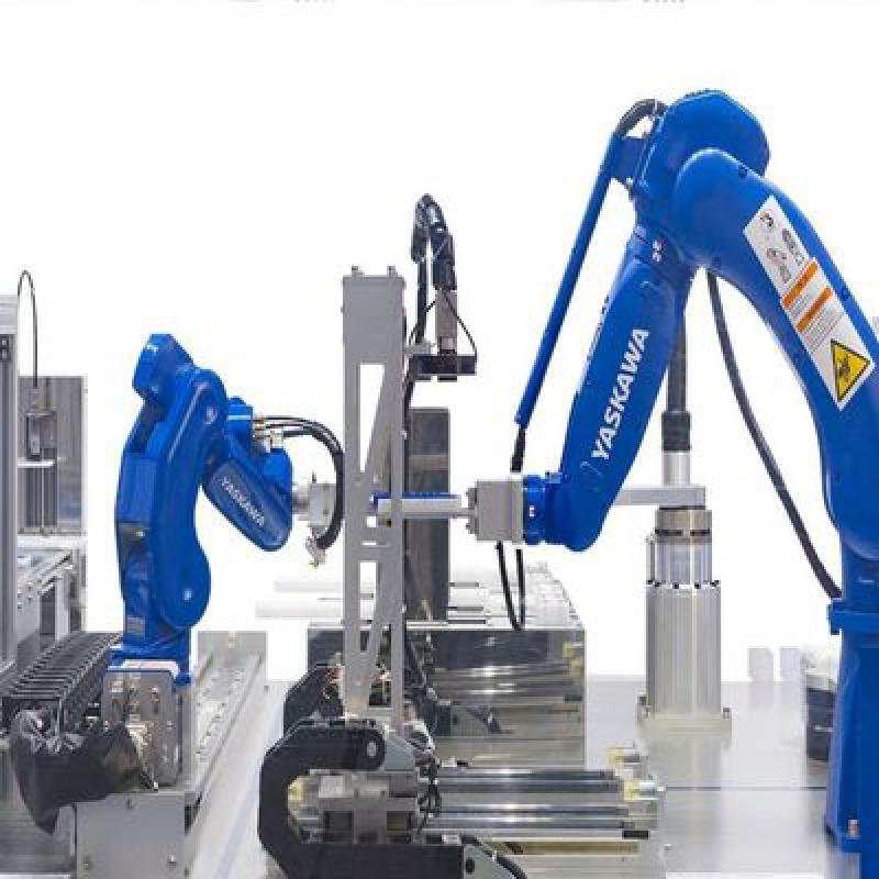 6 Axis Pick And Place Robotic Arm Yaskawa GP8 With CNGBS Robot Gripper For Material Handling Robot