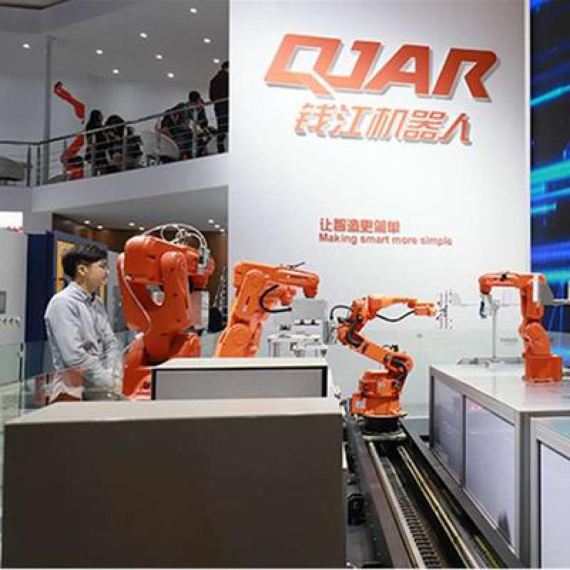 Assembly Robot China QJR6S-1 6 Axis Robotic Arm For Robotic Assembly
