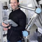 Collaborative Robot Arm UR 10e Of 6 Aixs Cobot With 10KG Payload With Robot Cover For Welding
