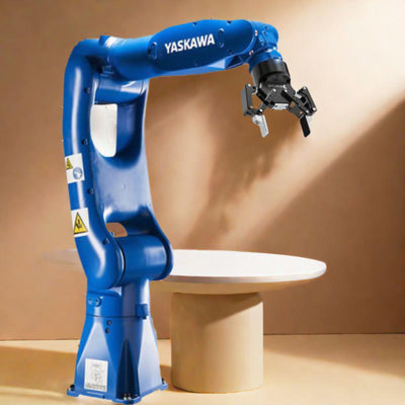 Yaskawa Small Robot GP7 Is Used In IT Industry Assembly And Inspection