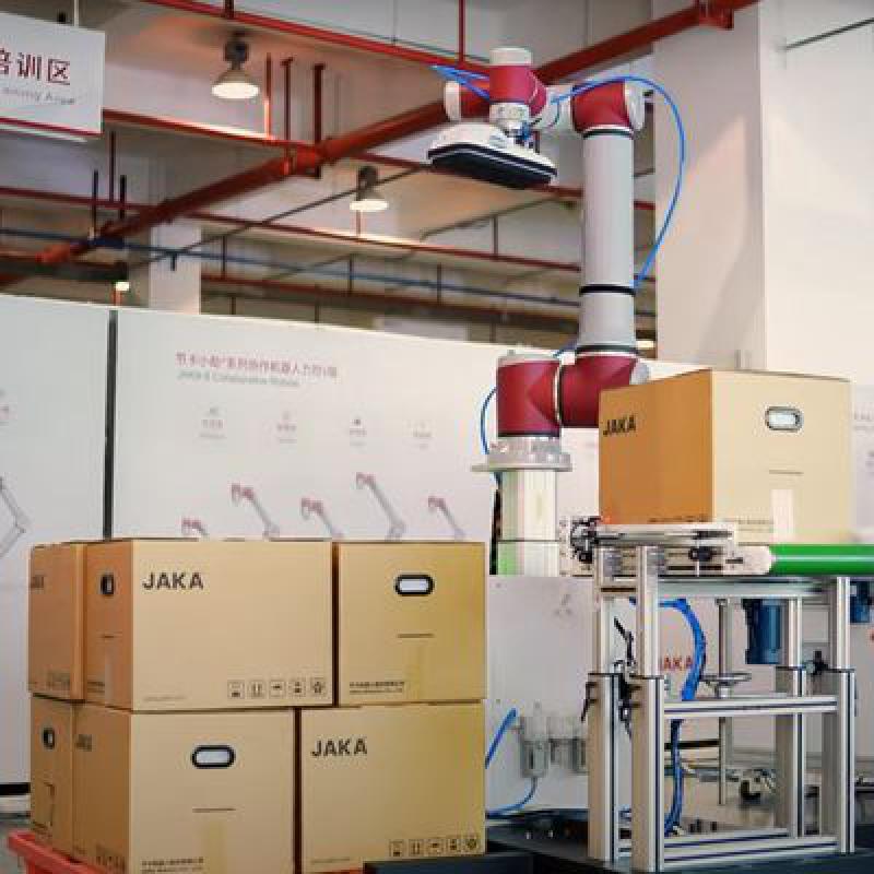 6 Axis Collaborative Robot Smart Palletizer Robot Arm JAKA Zu20 Automatic Palletizing Cobot 20kg for Warehouse