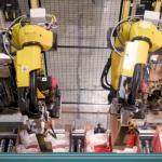 FANUC M-20iD/12L 6 Axis Industrial Robot Applicable To 3C Electronic Components Assembly Dispensing Workstation