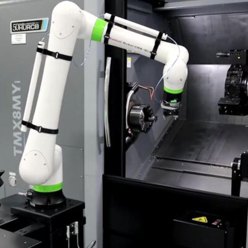FANUC CRX Series Collaborative Robot with 10 kg Payload 1249 mm Reach and IP67 Protection